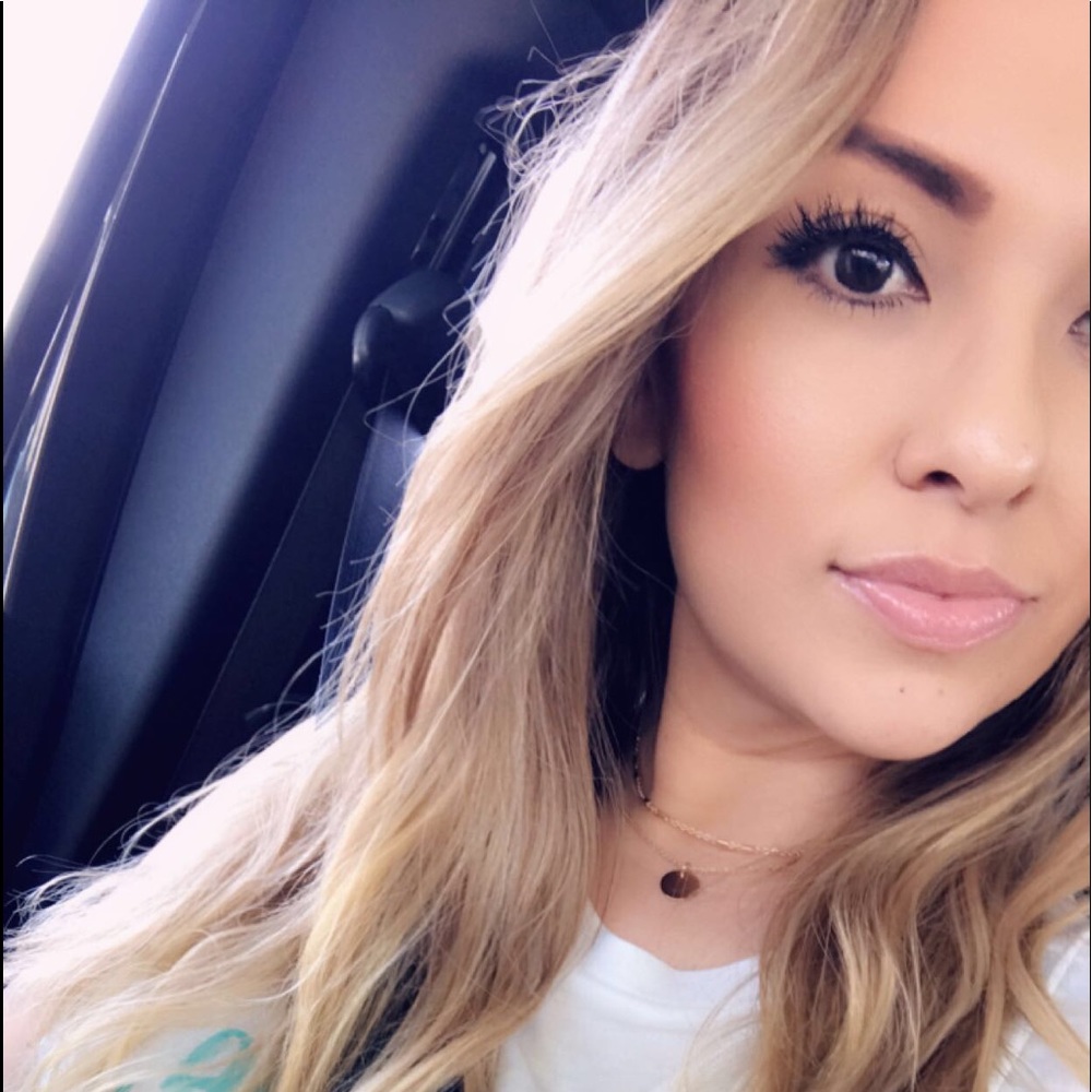 Meet your Posher, Deanna